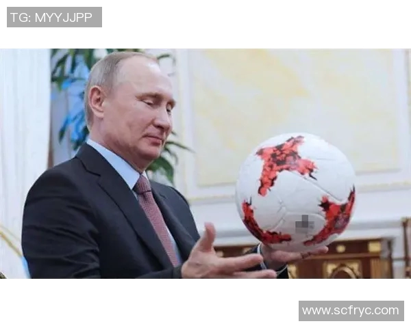 普京亲自为足球明星颁奖的精彩瞬间引发热议与关注 普京亲自为足球明星颁奖的精彩瞬间引发热议与关注